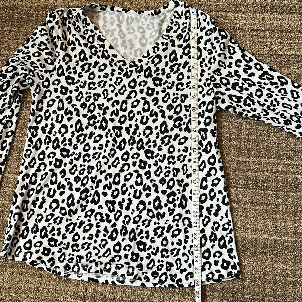Top - Picture 4 of 6
